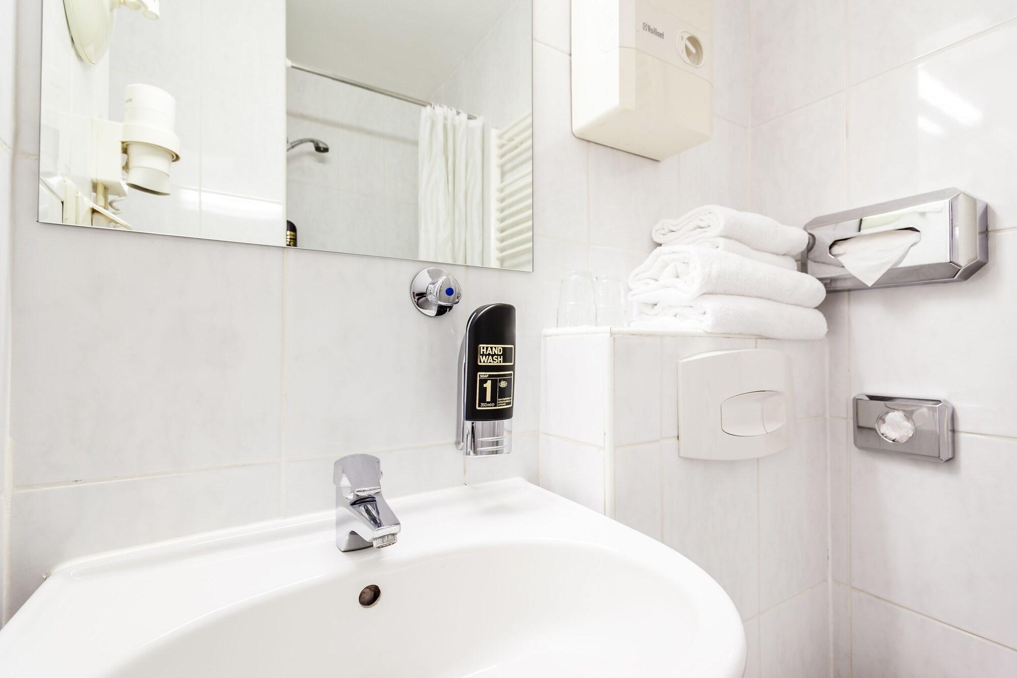 Residenz Hotel Eurostar ดุสเซลดอร์ฟ ภายนอก รูปภาพ