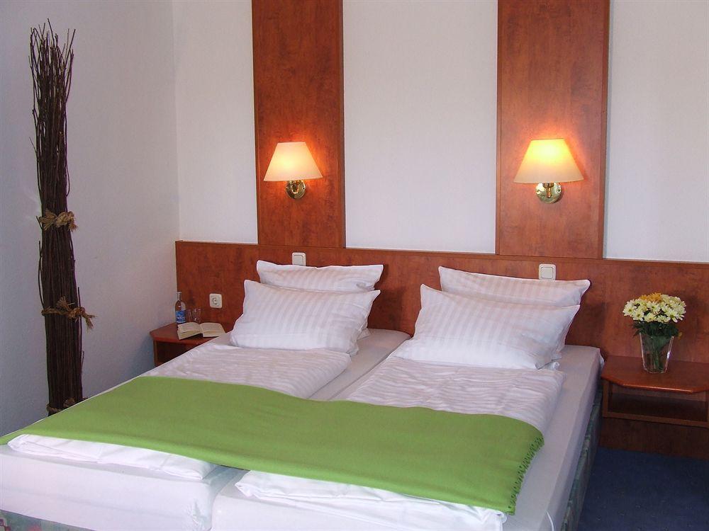 Residenz Hotel Eurostar ดุสเซลดอร์ฟ ภายนอก รูปภาพ