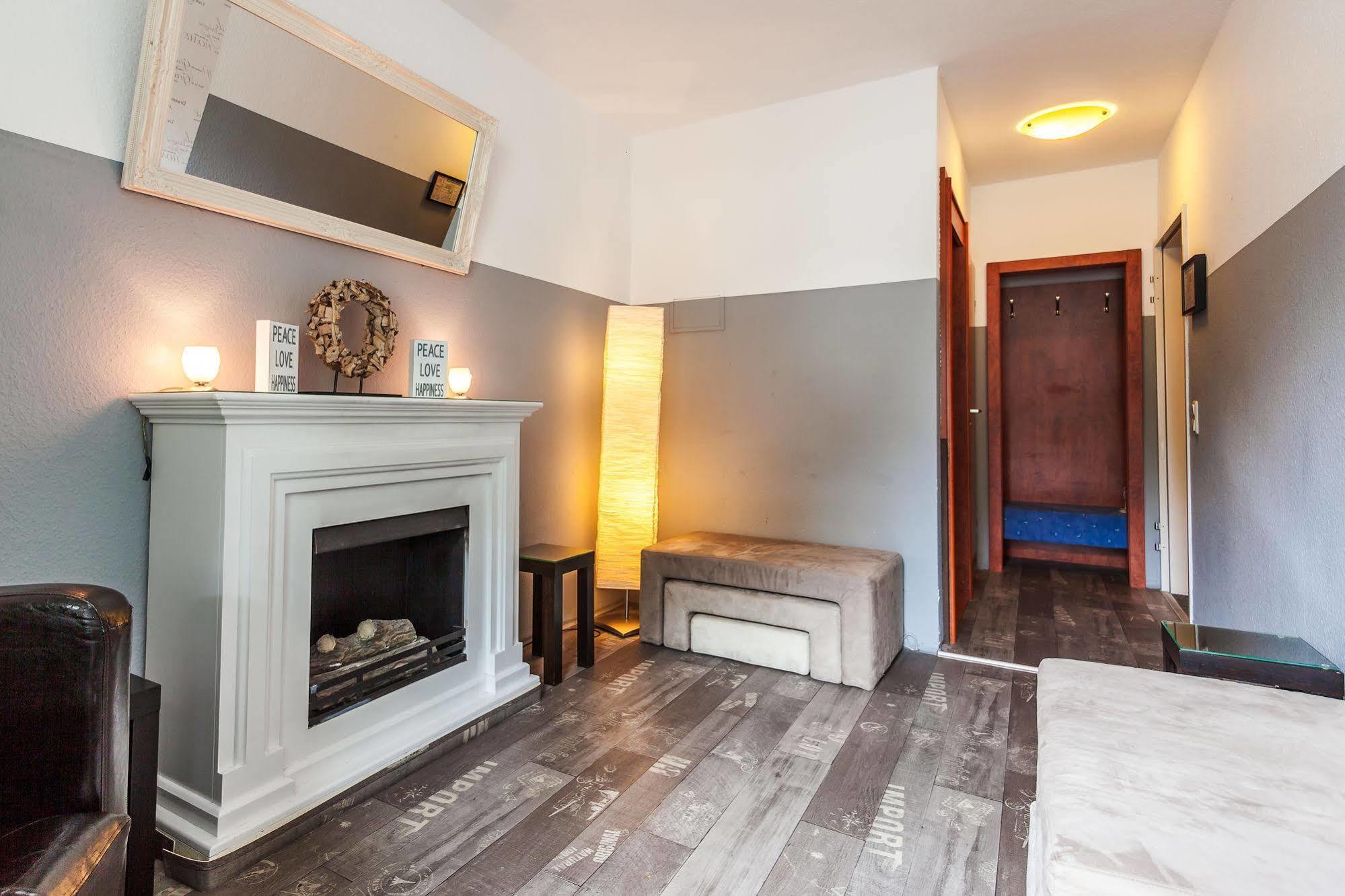 Residenz Hotel Eurostar ดุสเซลดอร์ฟ ภายนอก รูปภาพ